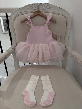 🩰 24 Mth Pink Tulle Ballet Tutu Dress with Matching Pink-Accent Socks NWT